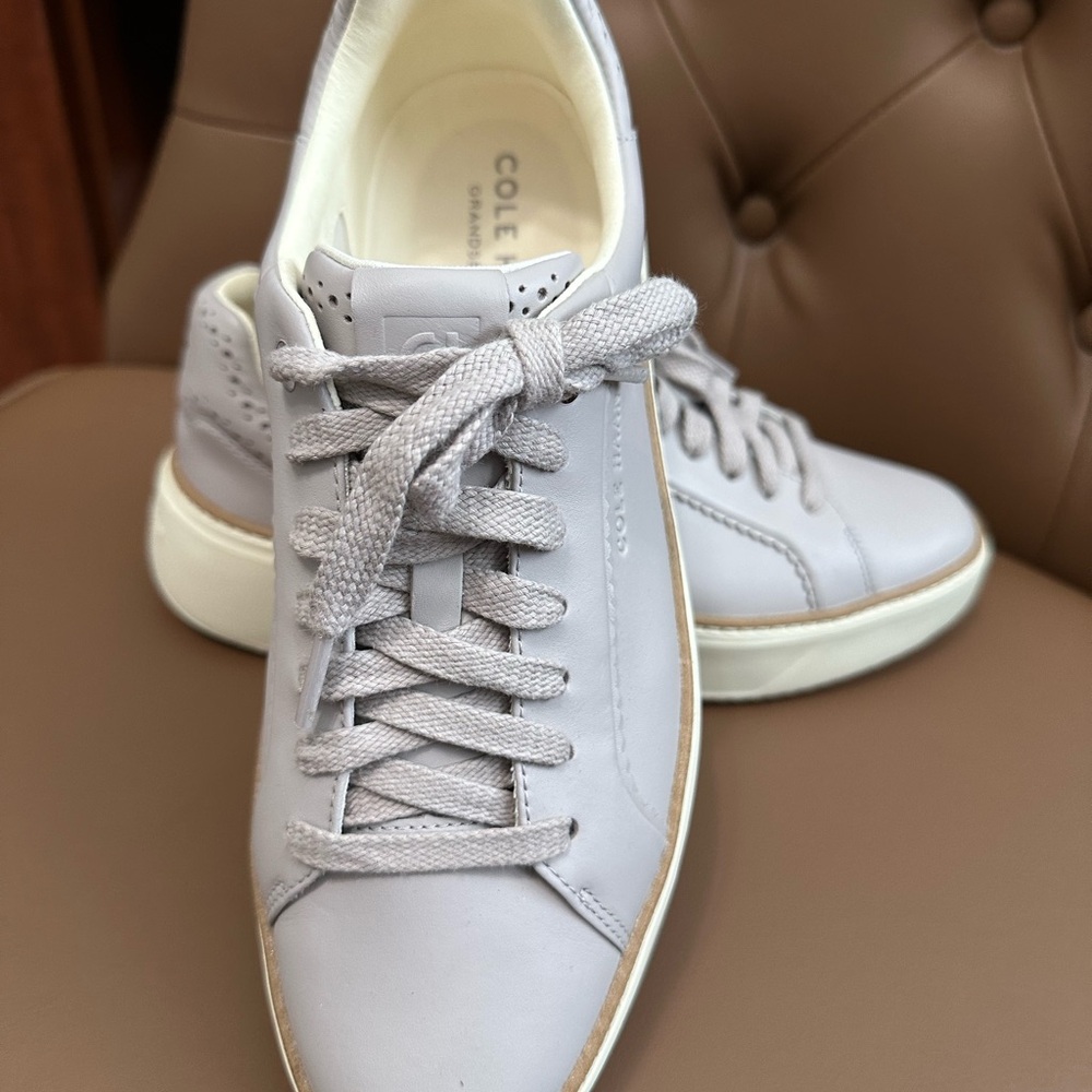EUC!!!Cole Haan Women's Sneakers - Soft Gray Grand Series. Worn once. Almost new - Picture 5 of 6